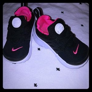 Baby Nike 5